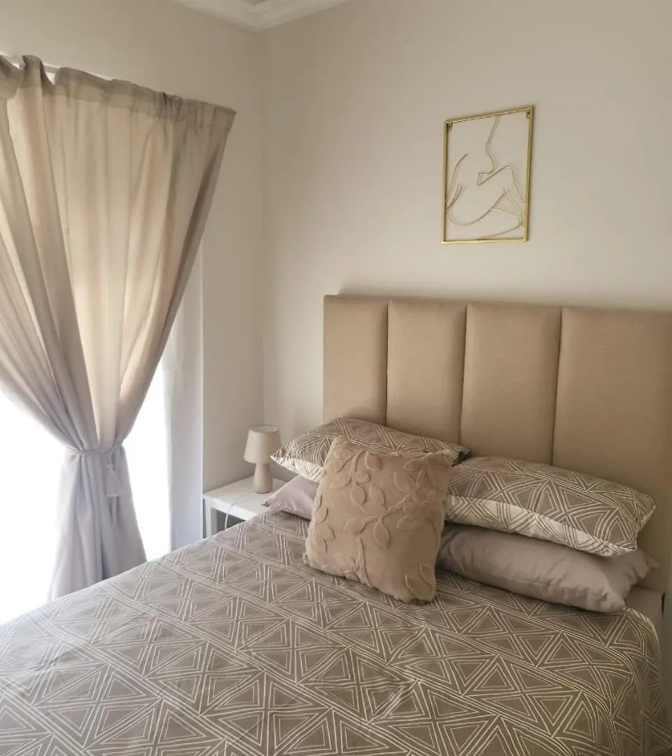 La Bella Vida Self Catering Apartments Bellville
