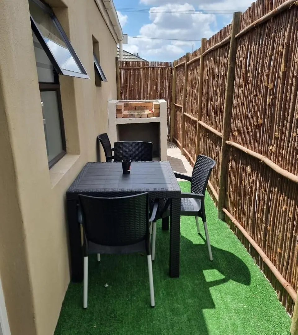 La Bella Vida Self Catering Apartments Bellville