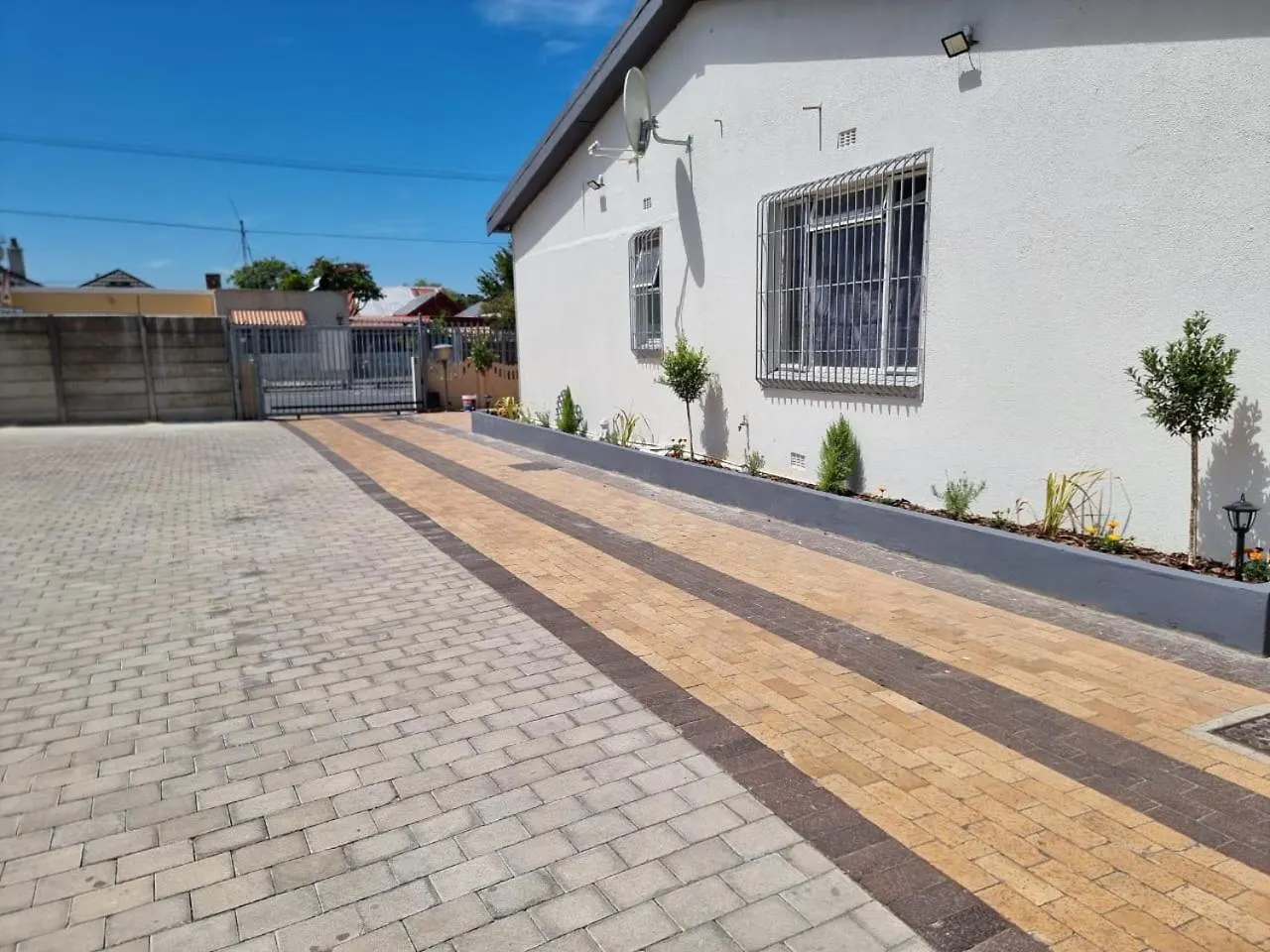 La Bella Vida Self Catering Apartments Bellville