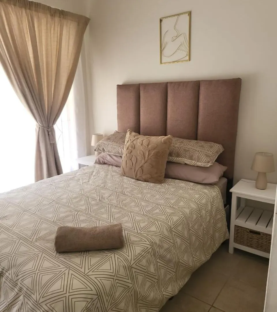 La Bella Vida Self Catering Apartments Bellville