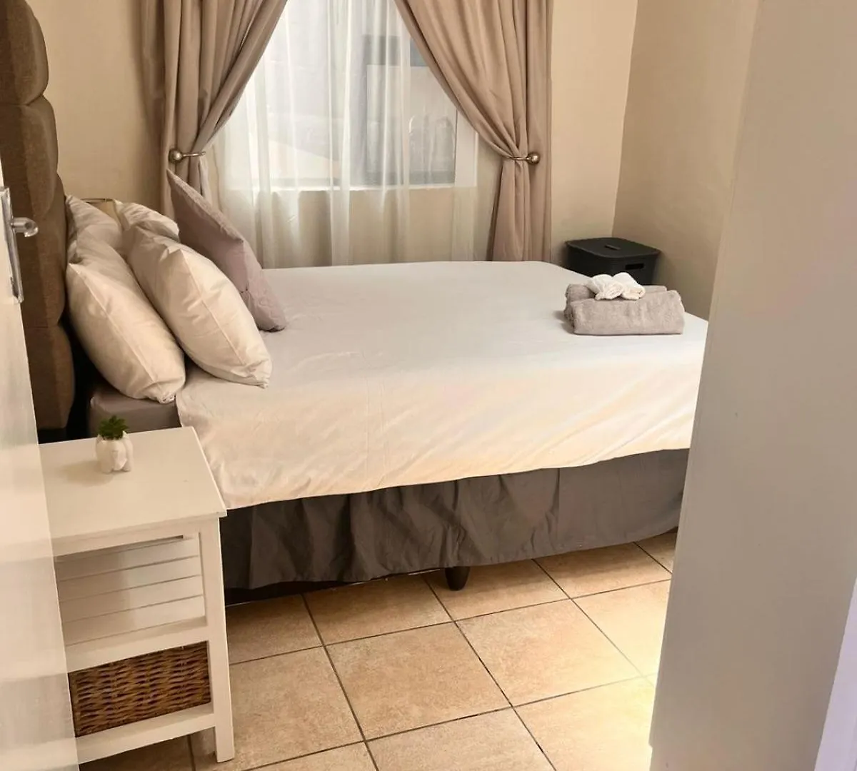 La Bella Vida Self Catering Apartments Bellville