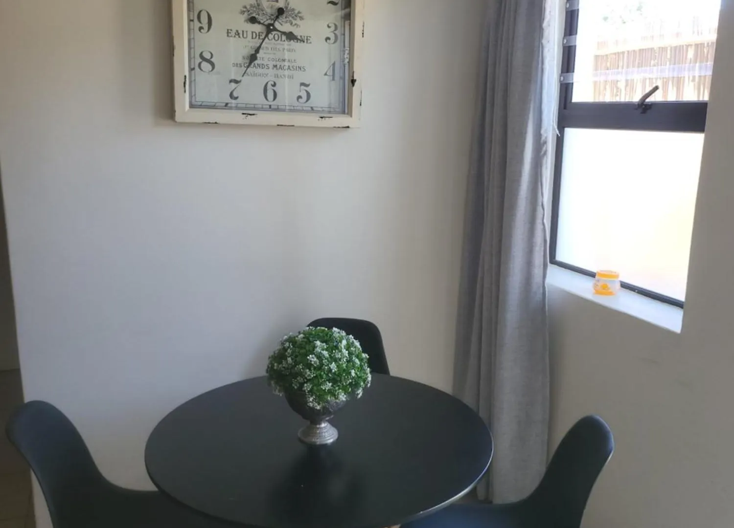 La Bella Vida Self Catering Apartments Bellville