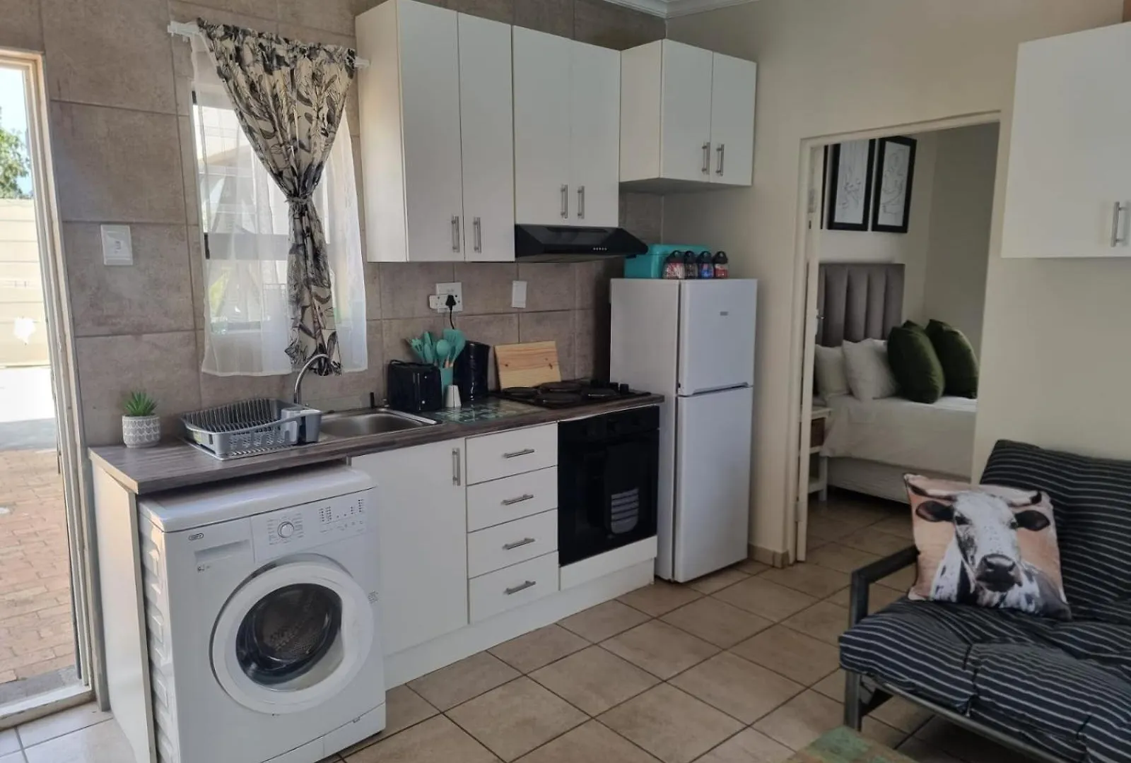 La Bella Vida Self Catering Apartments Bellville