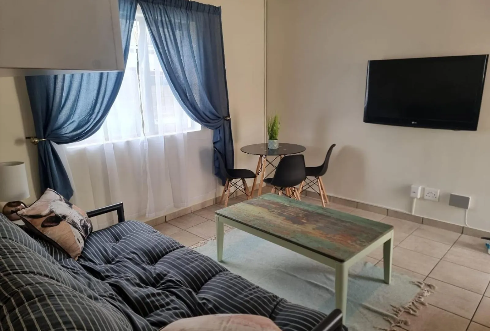 La Bella Vida Self Catering Apartments Bellville 0*,